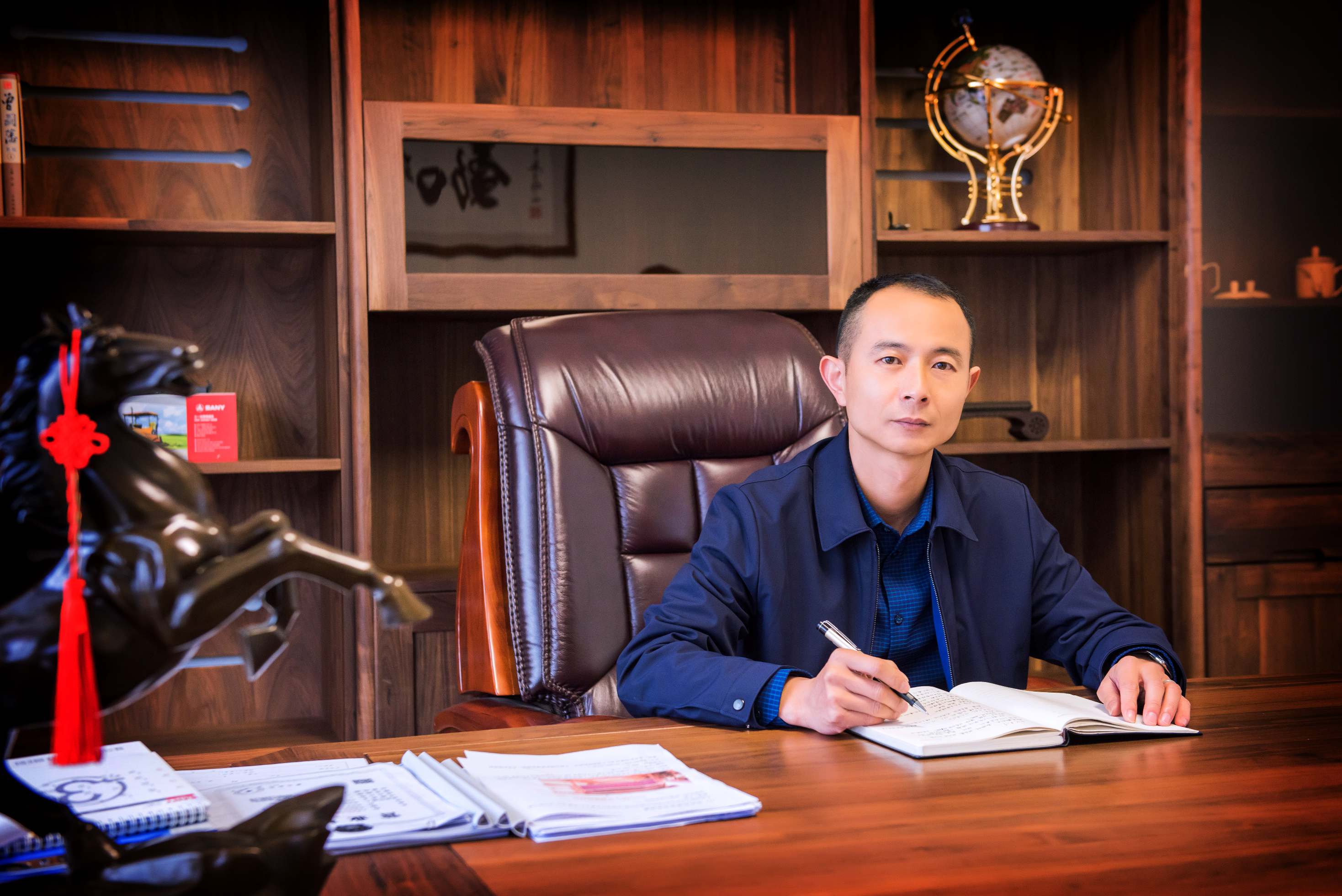 長沙太空金路橋材料有限公司,雙鋼輪壓路機(jī),福格勒瀝青攤鋪機(jī),AC系列,AF系列,SBS系列